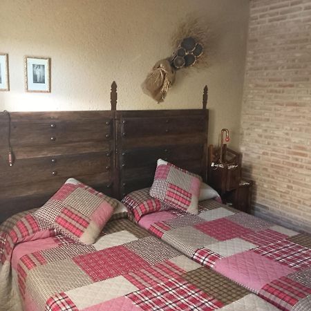 Casa Rural La Casa De Los Pollos Turrubuelo Екстериор снимка