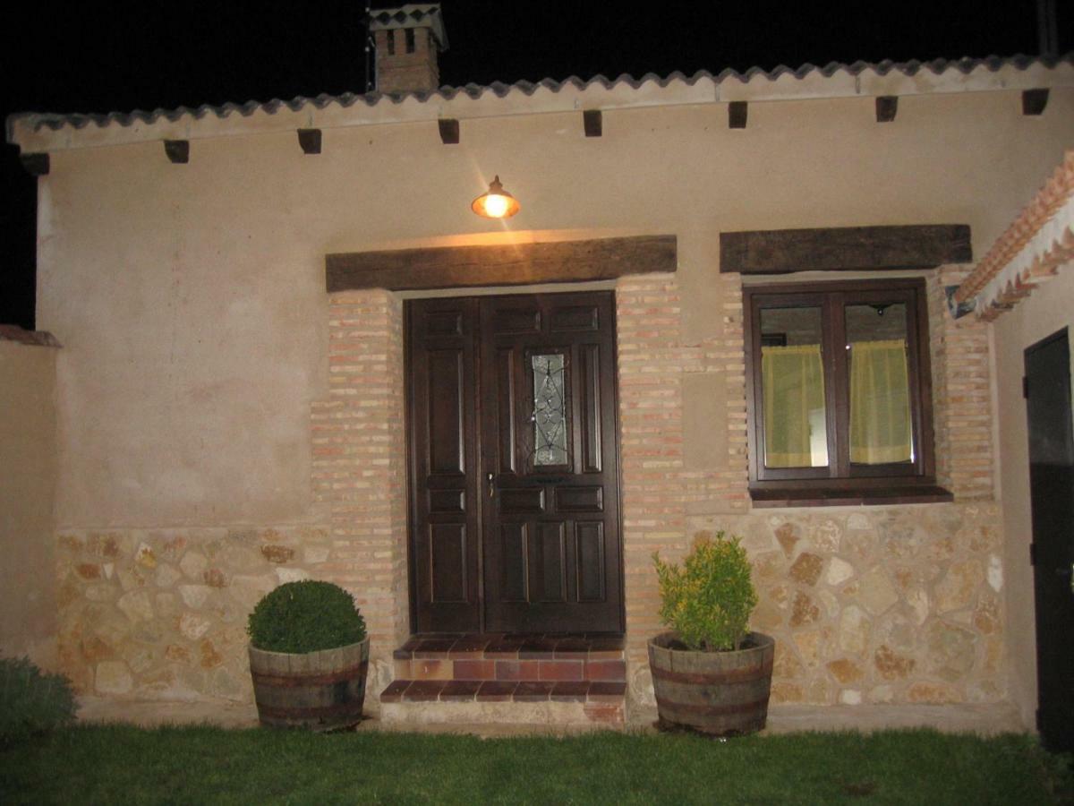 Casa Rural La Casa De Los Pollos Turrubuelo Екстериор снимка