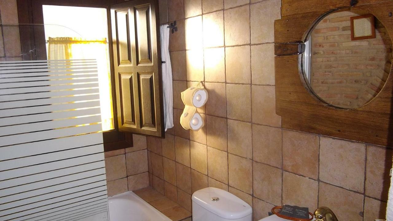 Casa Rural La Casa De Los Pollos Turrubuelo Екстериор снимка